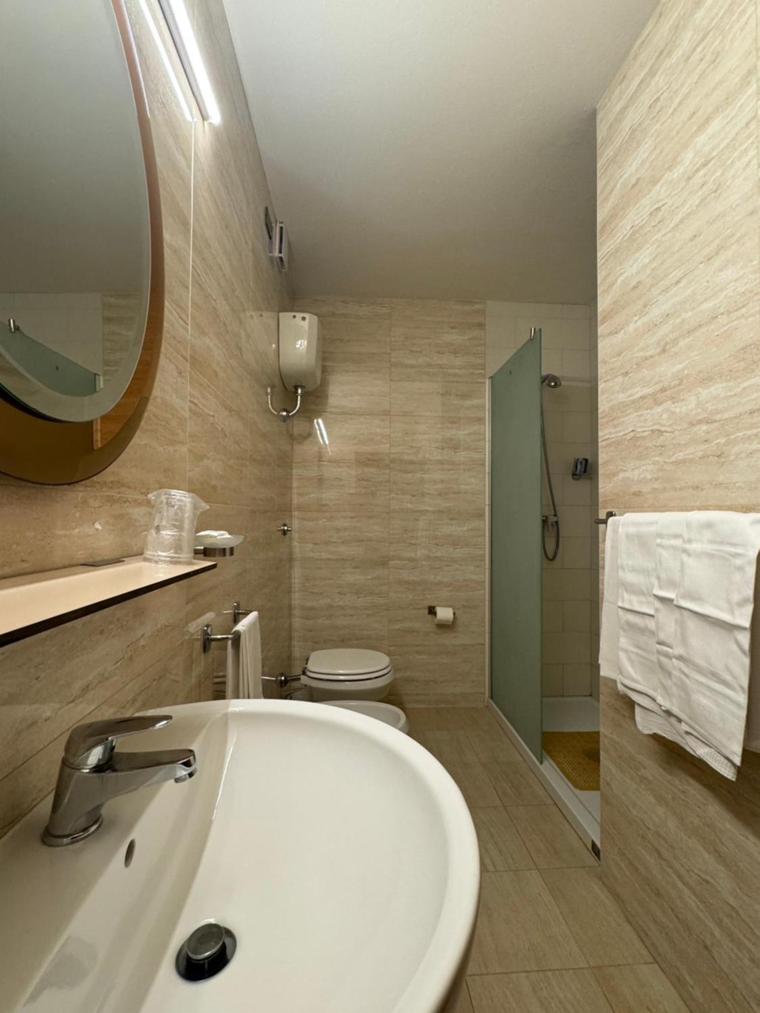 Da Beppe Hotel Chiesina Uzzanese Buitenkant foto