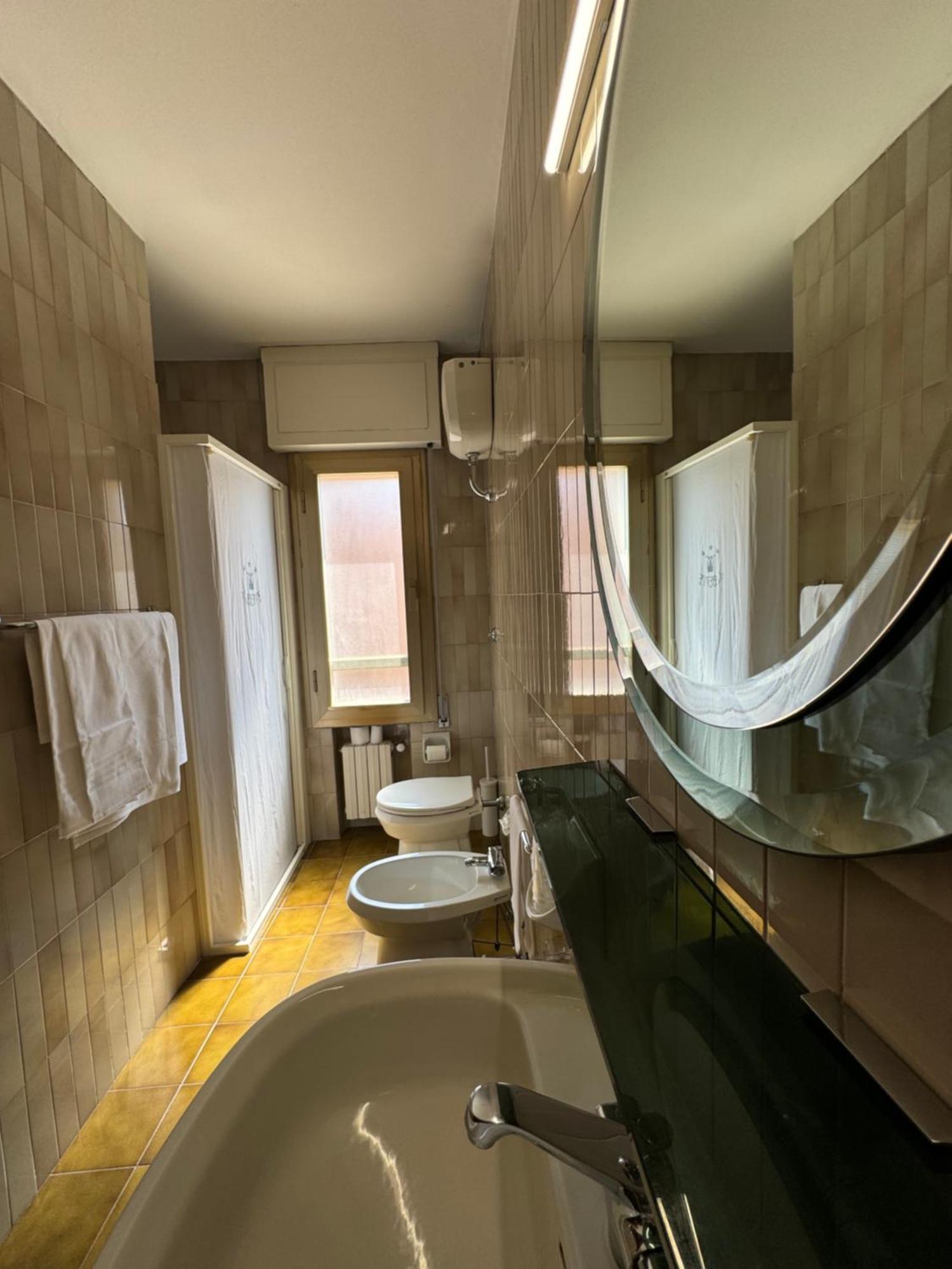 Da Beppe Hotel Chiesina Uzzanese Buitenkant foto