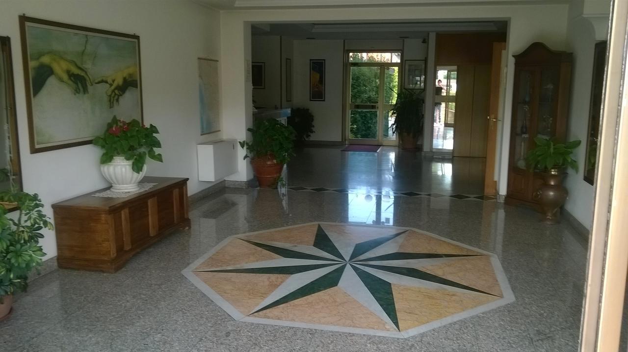 Da Beppe Hotel Chiesina Uzzanese Buitenkant foto